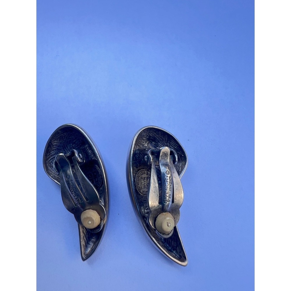 Vintage Givenchy Clip On Earrings Silver Claw Tooth Shaped Statement - Picture 5 of 8